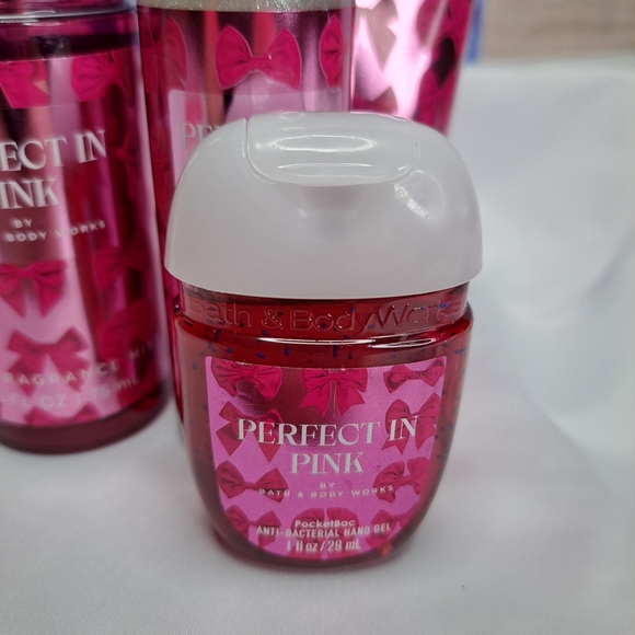 BATH & BODY WORKS 'PERFECT IN PINK' 5-PIECE TRAVEL SIZE GIFT SET LIMITED-EDITION - Picture 10 of 12